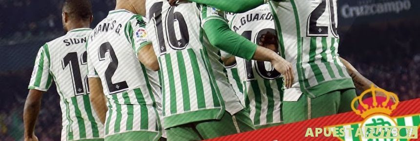Celebrando un gol del Real Betis en la Liga Santander
