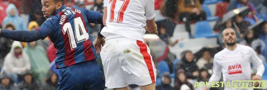 Eibar vs Levante en un partido anterior de la Liga Santander