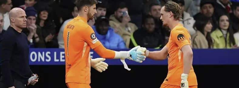 Momento del cambio de portero en el Atlético vs Tottenham del 10 de Marzo 2026